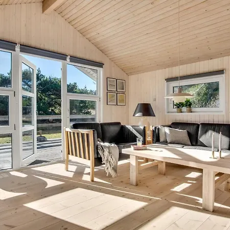 3 Bedroom Lovely In Oksbol