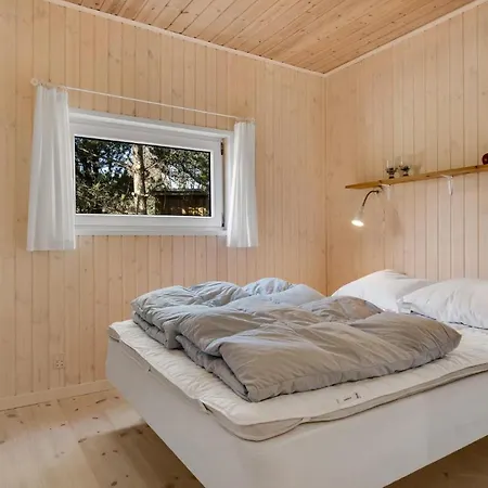 3 Bedroom Lovely In Oksbol *